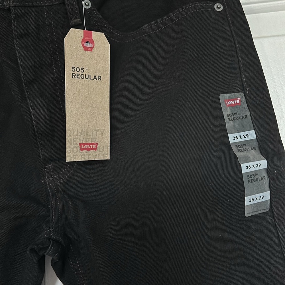 Levi’s men’s 505 Regular - Picture 2 of 4